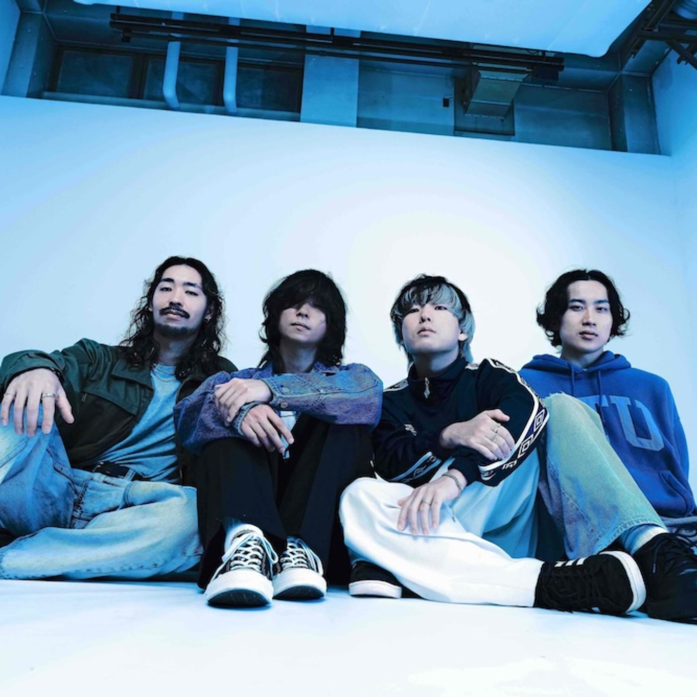 時速36km、メジャー1stアルバム『目を閉じても残る赤』ジャケットアートワーク＆収録楽曲解禁 episode artwork
