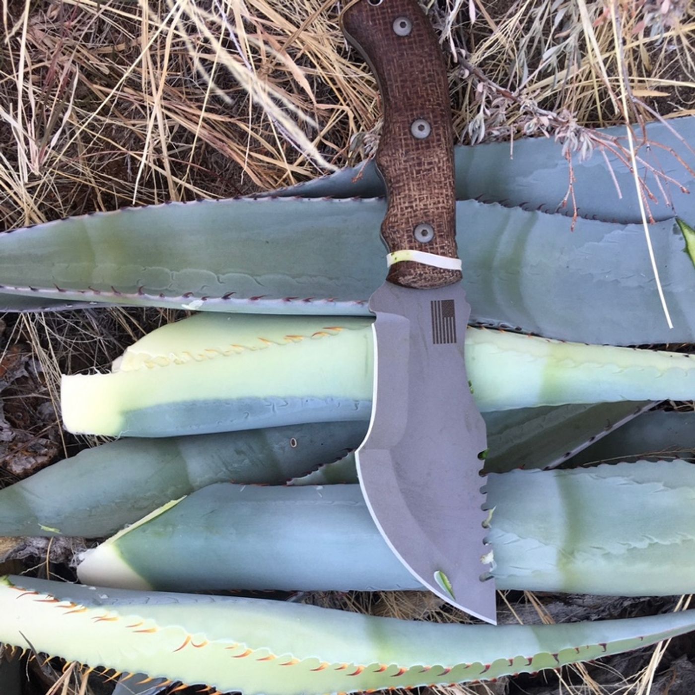 Large Fixed Blade Knives - Defense Survival Bug Out Hunting Military and More