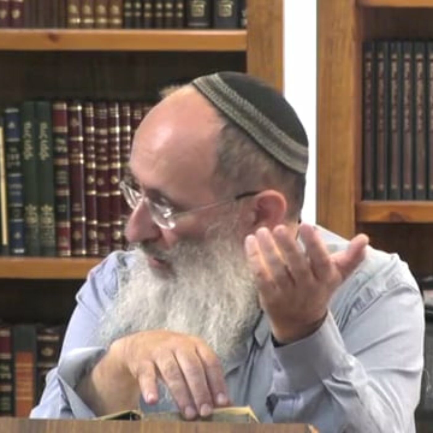 שילוח משפחתה את רבקה ונישואי אברהם את קטורה | הרב אורי עמוס שרקי episode artwork
