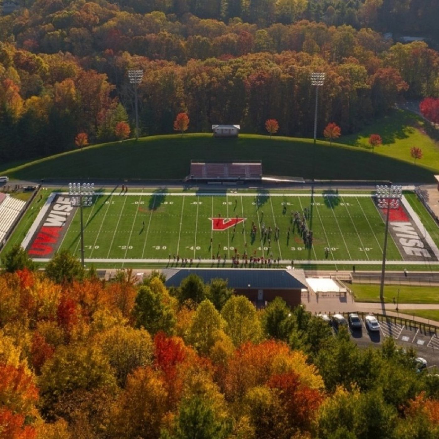 ET reads the High School, College and Pro Football games for this week and looks at the Region 1D and 2D PowerPoint Rankings.