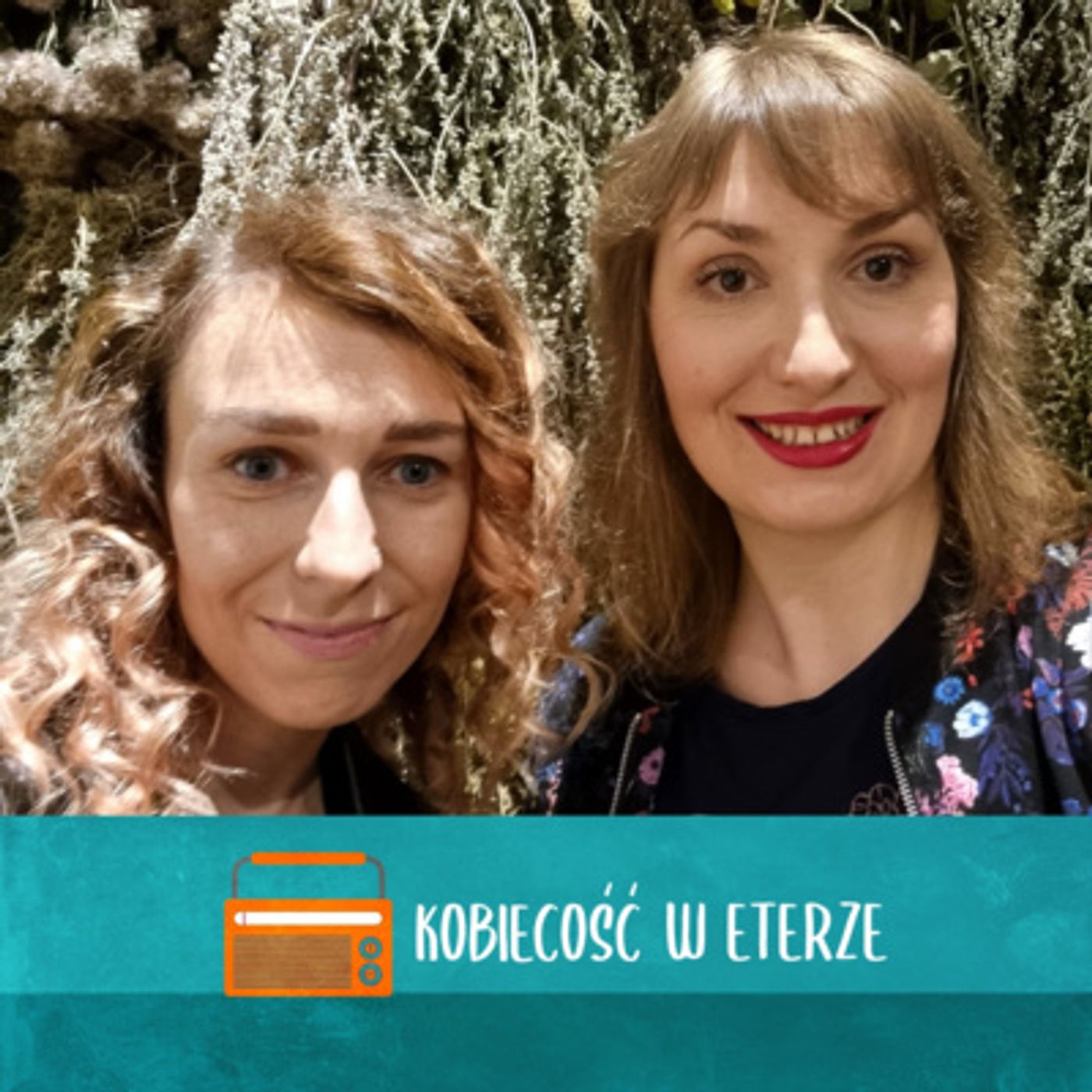Kobiecość w Eterze