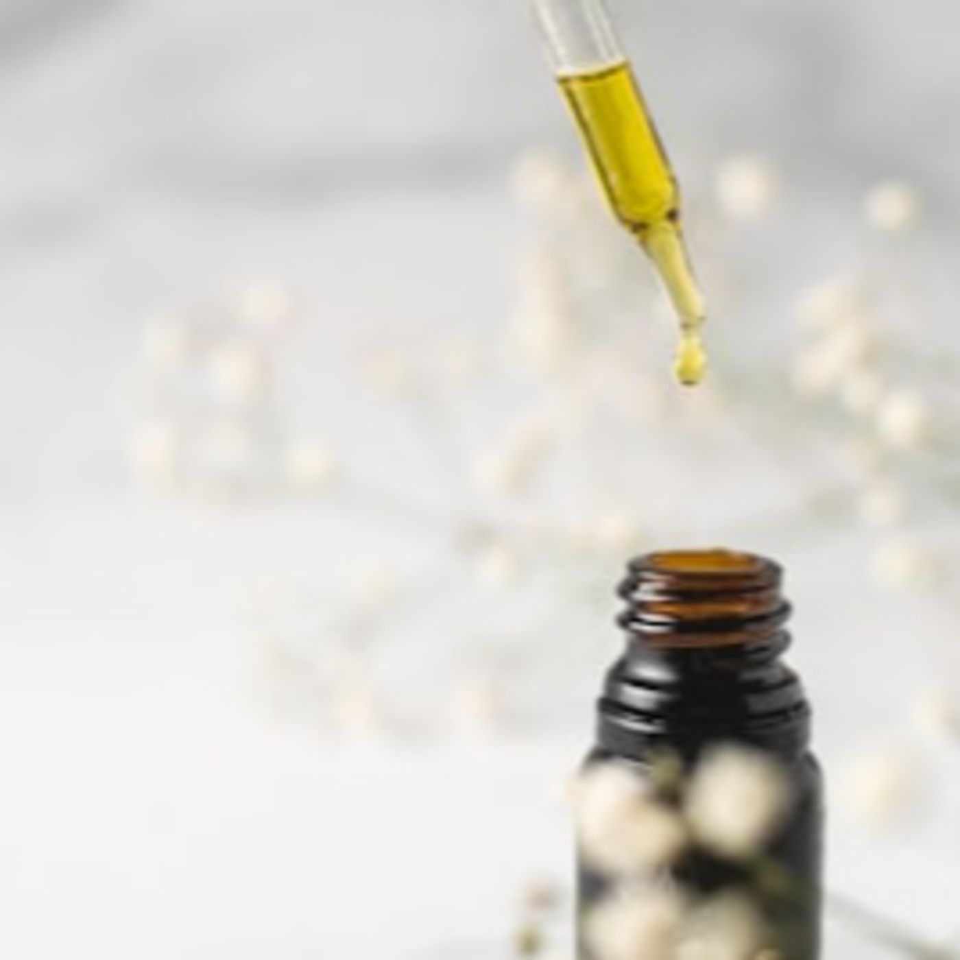 Castor Oil: Luxury Serum or Medical Laxative? EP193 episode artwork