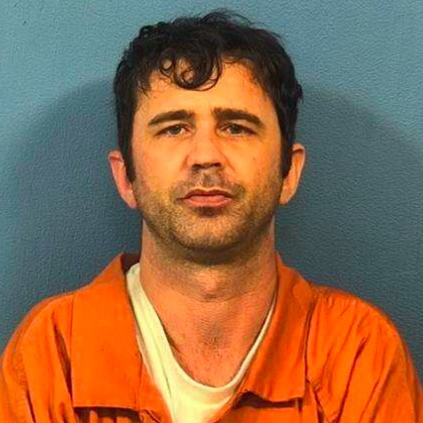 Aurora man charged with 72 counts of illegal gun sales, making machine-gun conversion devices