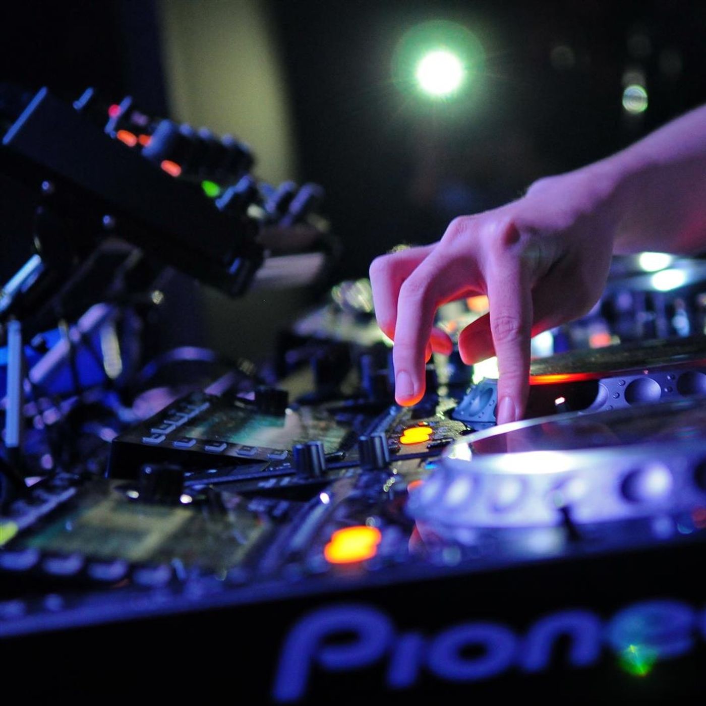 ♪♫♪ DJ ENRIQUER ♪♫♪