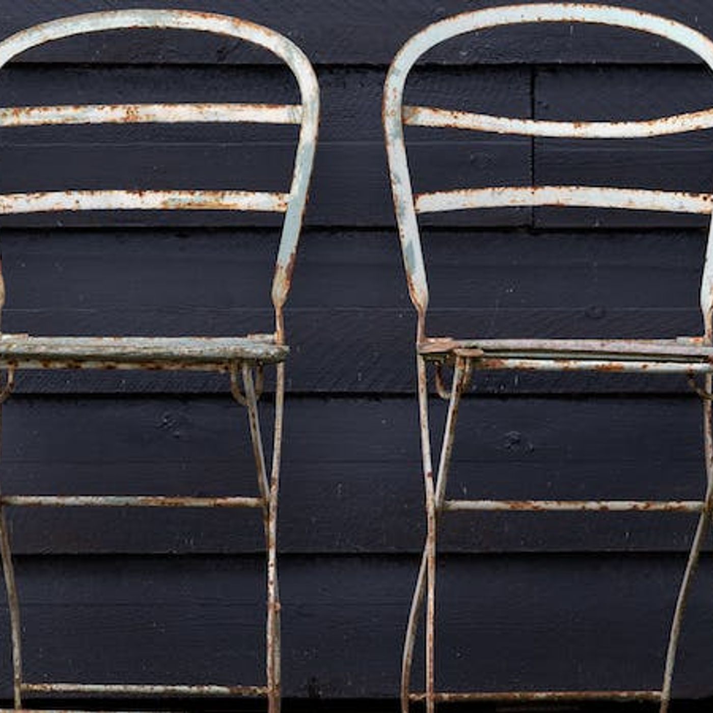 How Can I Encourage Without Flattering?