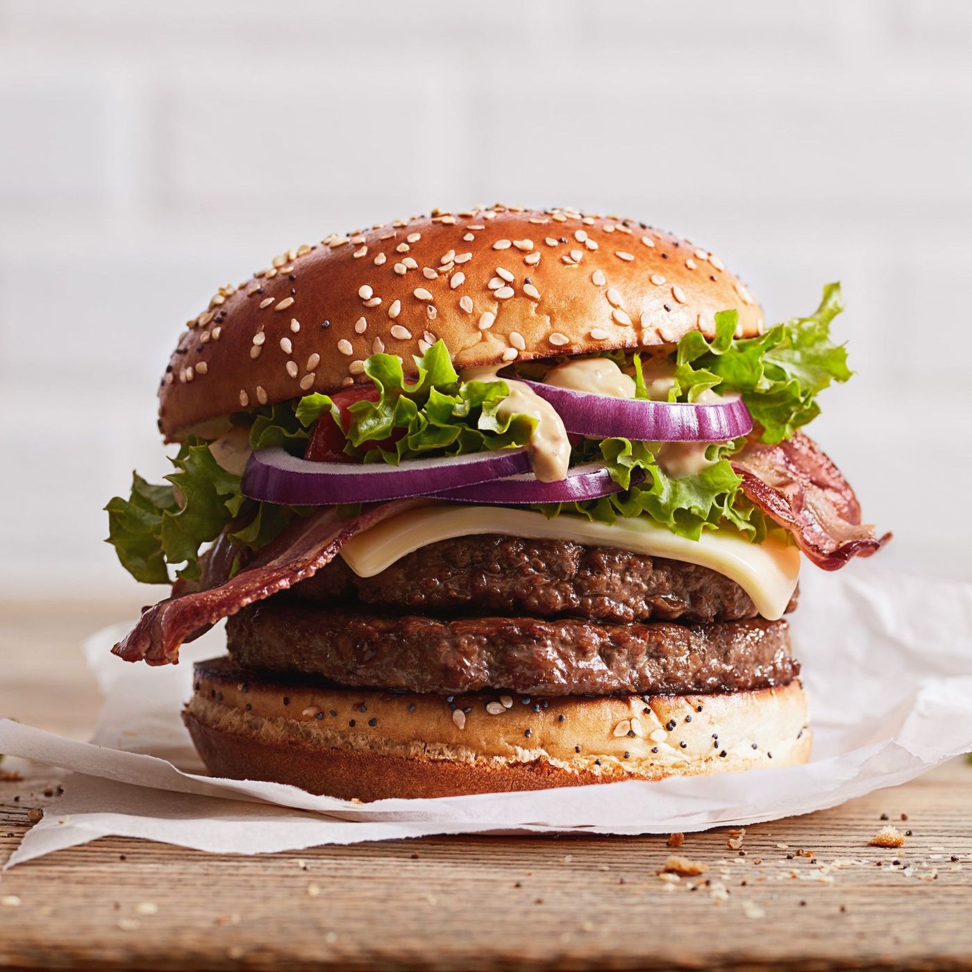 3 Nutrient-Dense Burgers to Fire Up Before Summer Ends episode artwork