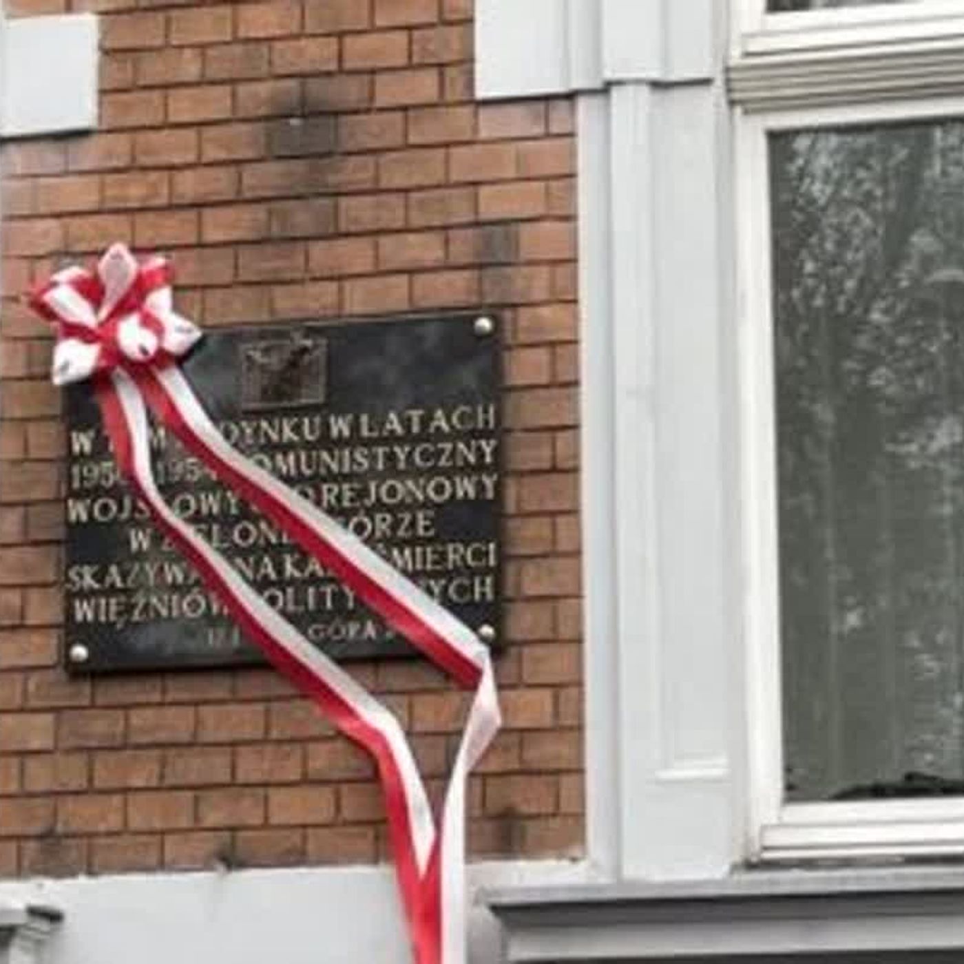 Historie pisane na nowo - Radio Zachód