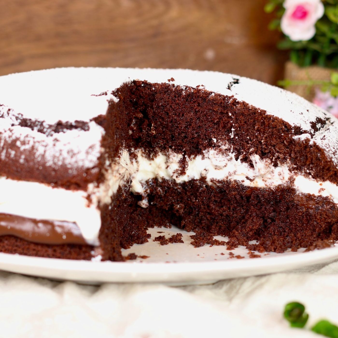 Torta Moretta: la ricetta soffice con panna e crema spalmabile episode artwork