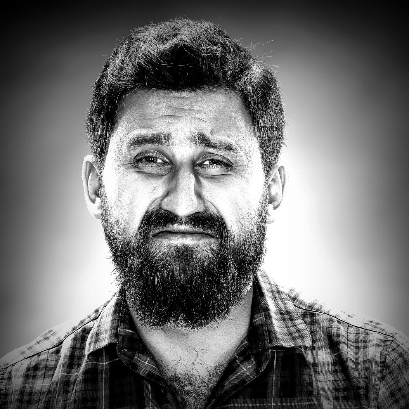 No Le Hagan Daño A Saúl