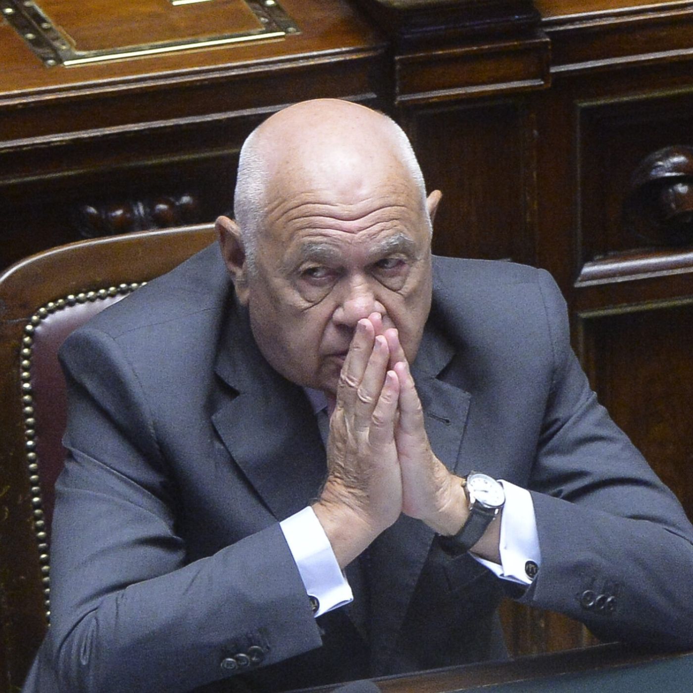 Nordio in Parlamento: "Su Almasri pasticcio della Cpi". Le opposizioni attaccano il Governo | 6/02/2025 | Il Corsivo episode artwork