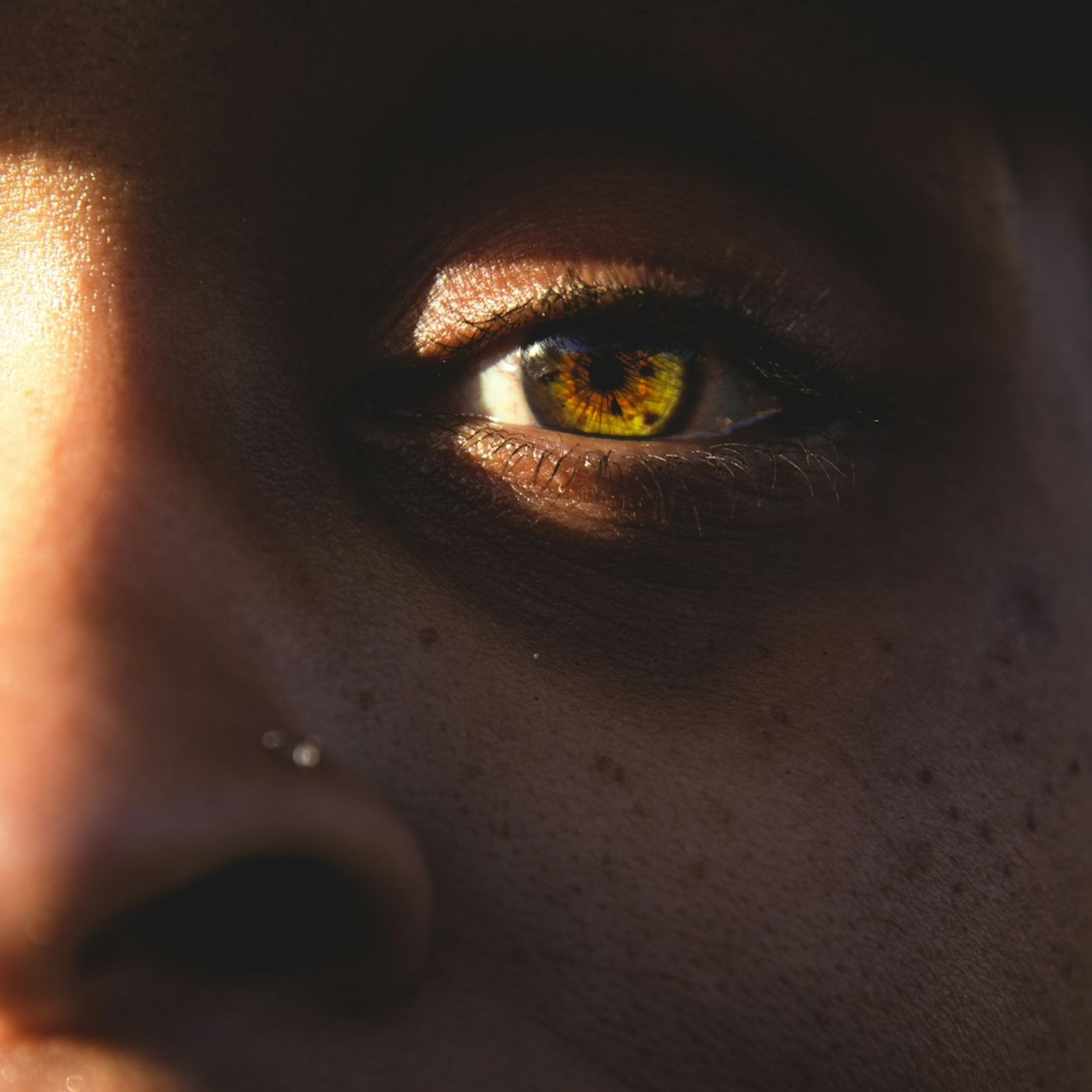 Eyes on the Right Prize episode artwork