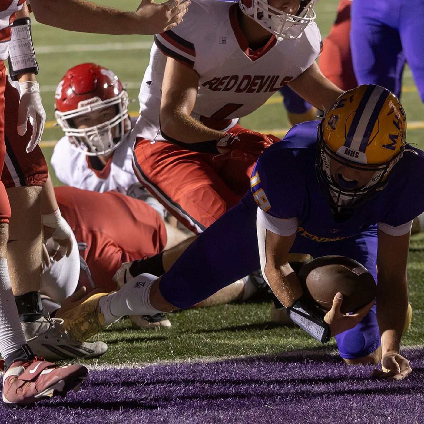 Mendota responds, beats Hall-Putnam County for first time since 2021 episode artwork