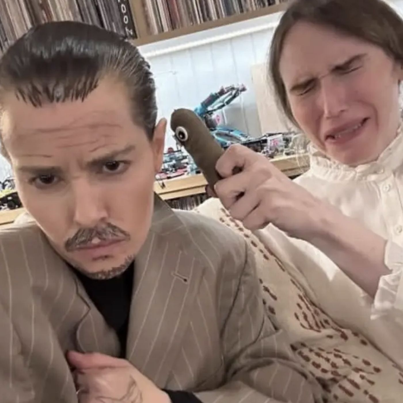 DDD 278: Emily Hampshire mocks Johnny Depp for Halloween leaving Internet severely butthurt + Headlines