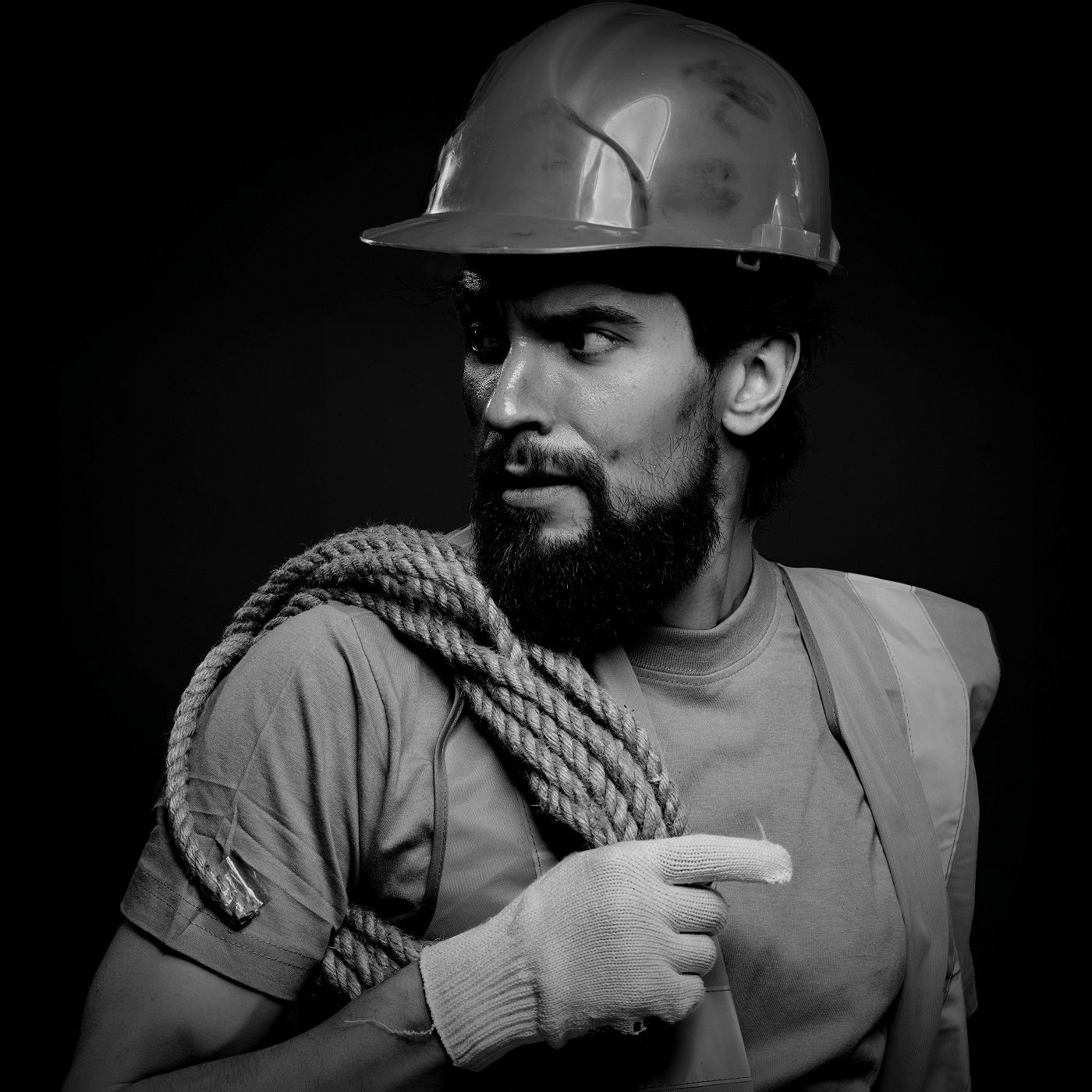 ¿Quién Viene Detrás?