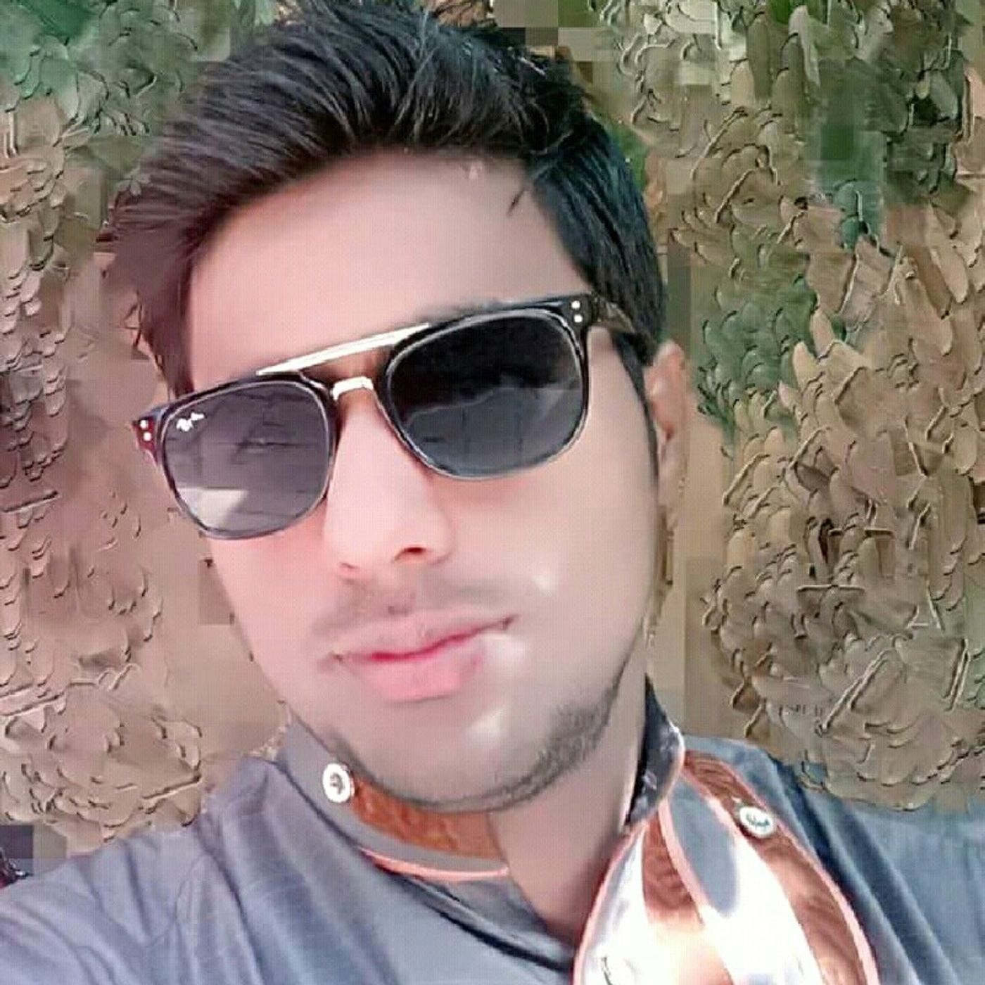 R J Waqar Ahmed\'s show