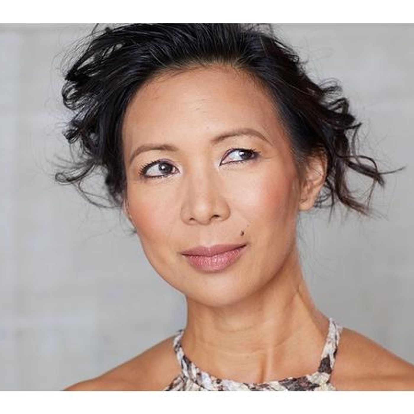 Actress Marita de Lara discusses career, #HiddenGems on #ConversationsLIVE episode artwork