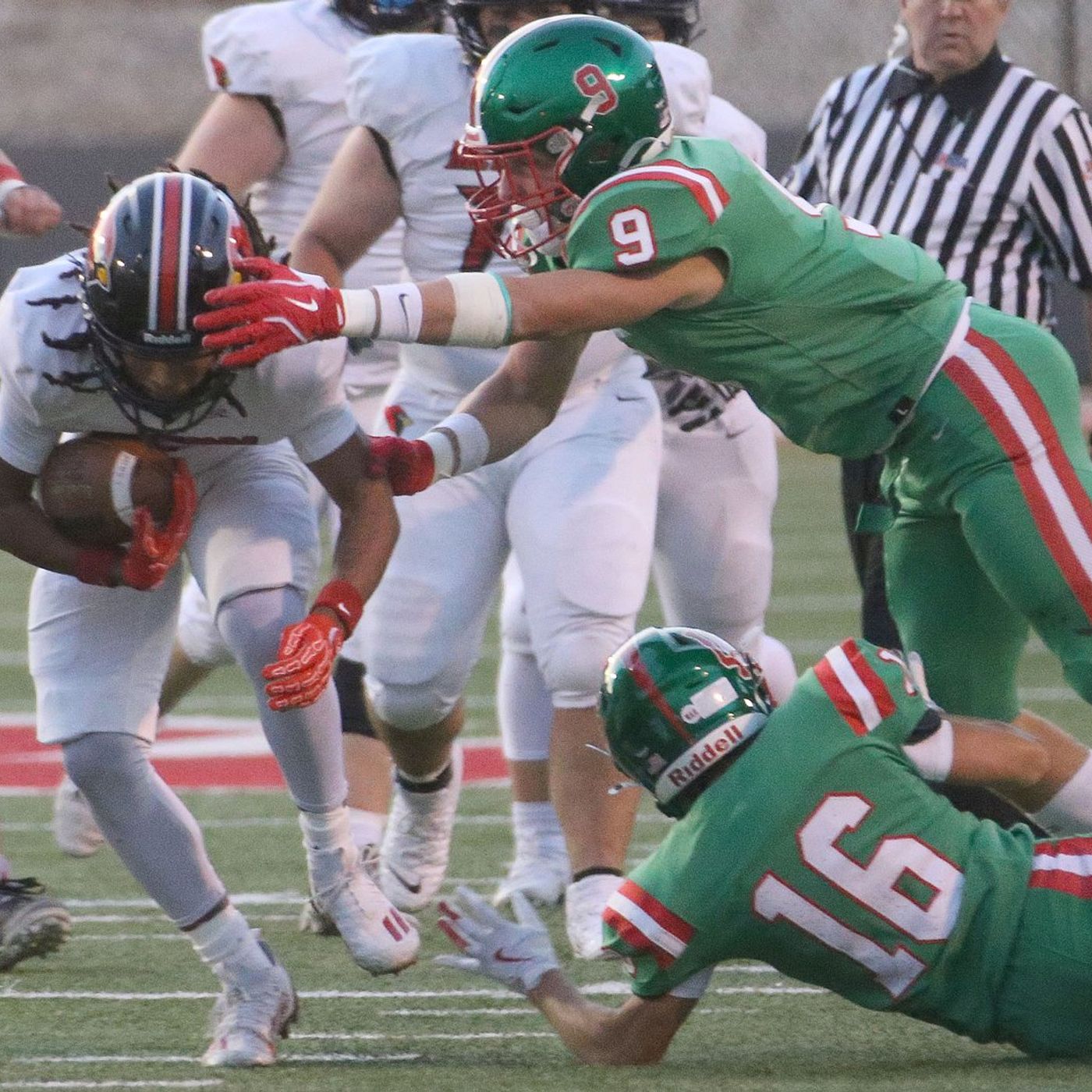 La Salle-Peru looks to turn things around after two-win season episode artwork
