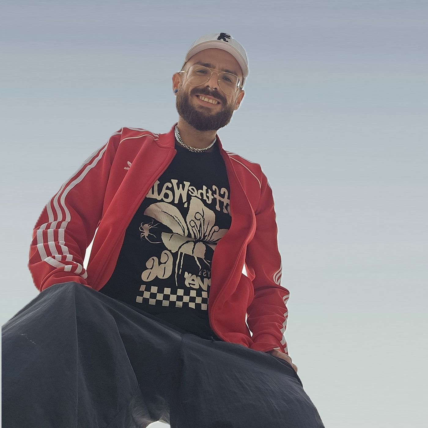 Erik Barrio anima a "salir del armario" del VIH episode artwork