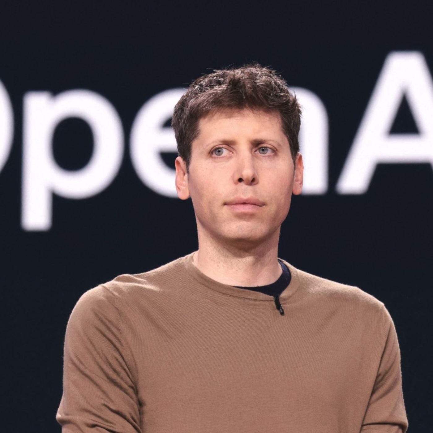 DDD 566: Beta Sam Altman + Headlines