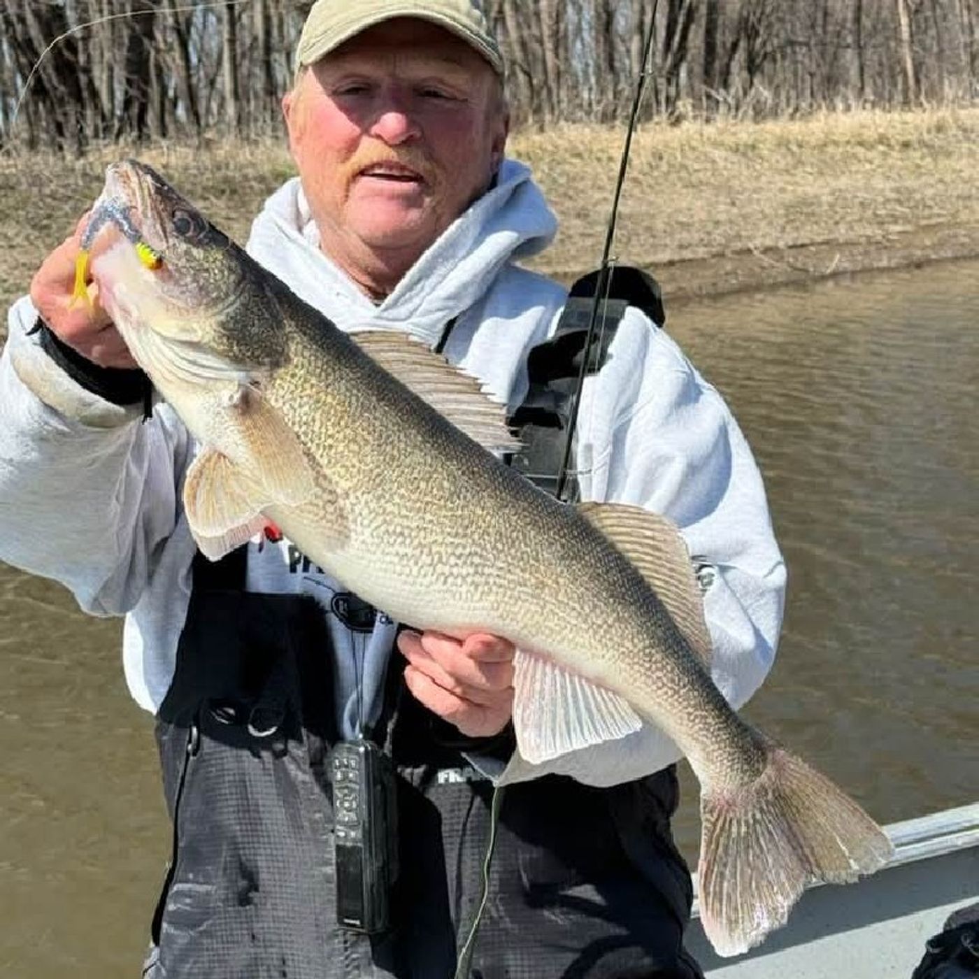 National Freshwater Fishing Hall of Famer Ted Peck joins me on the Fishin' Hole episode artwork