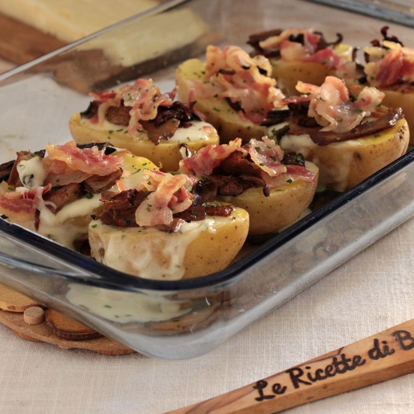 Patate con asiago, funghi e pancetta episode artwork