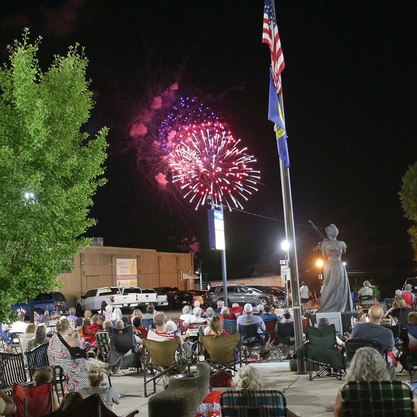 Peru police announce parking restrictions for July 3 fireworks episode artwork