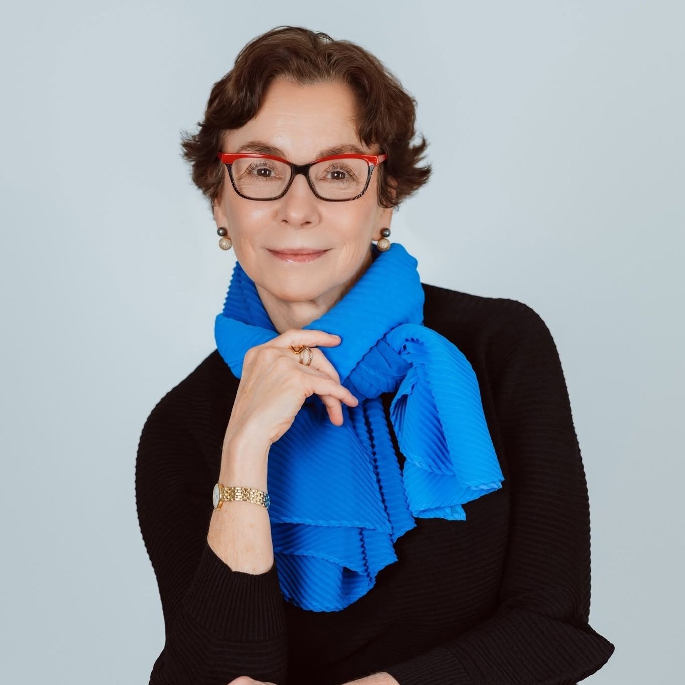 Author Margaret Whitford discusses THE HISTORY WE CARRY on Conversations LIVE ~ #memoir #comingofage #interviewseries episode artwork
