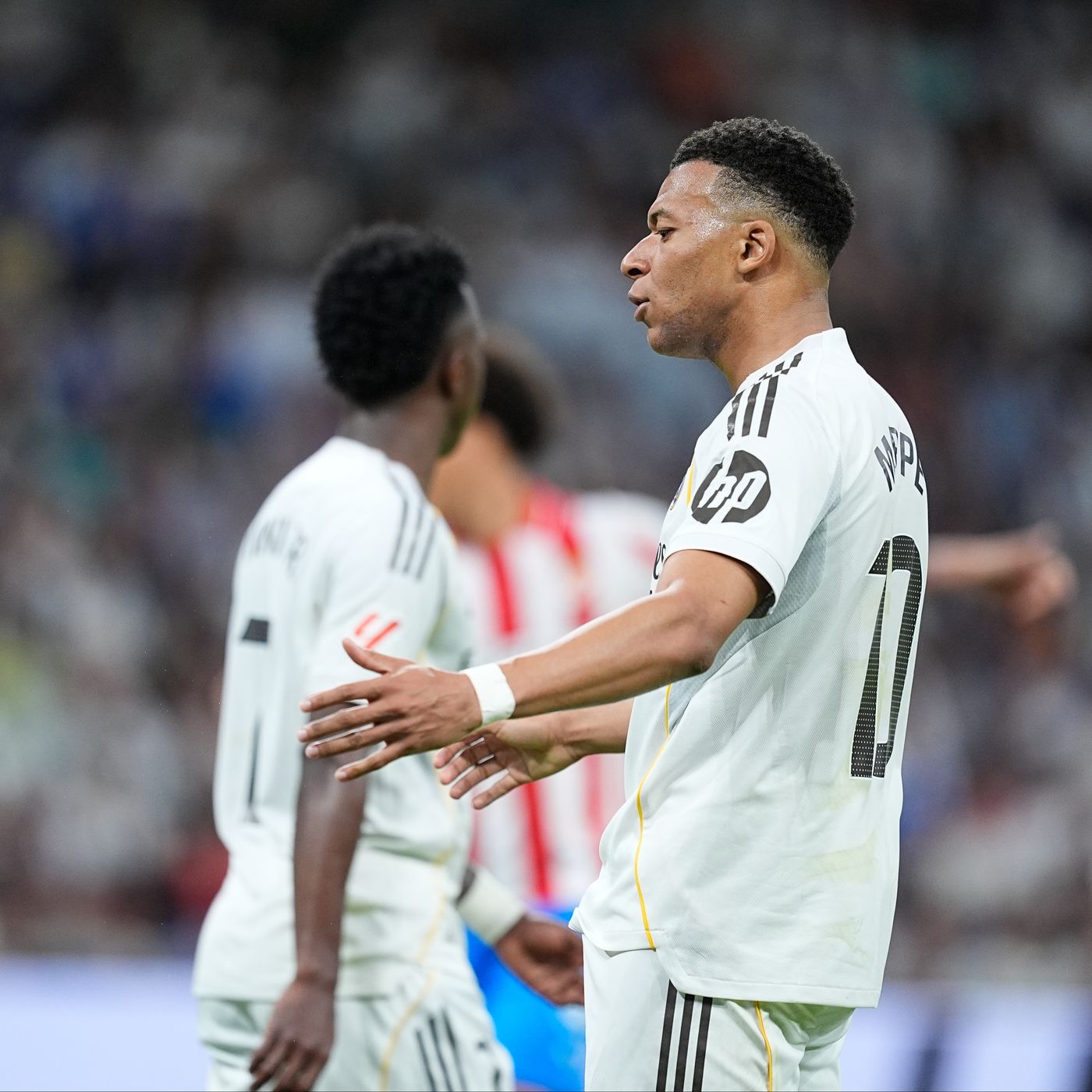 El Sanedrín |  La dupla que apuntaba a todo en el Real Madrid y brilla más por separado: "Mbappé y Vinicius en el campo son agua y aceite" episode artwork