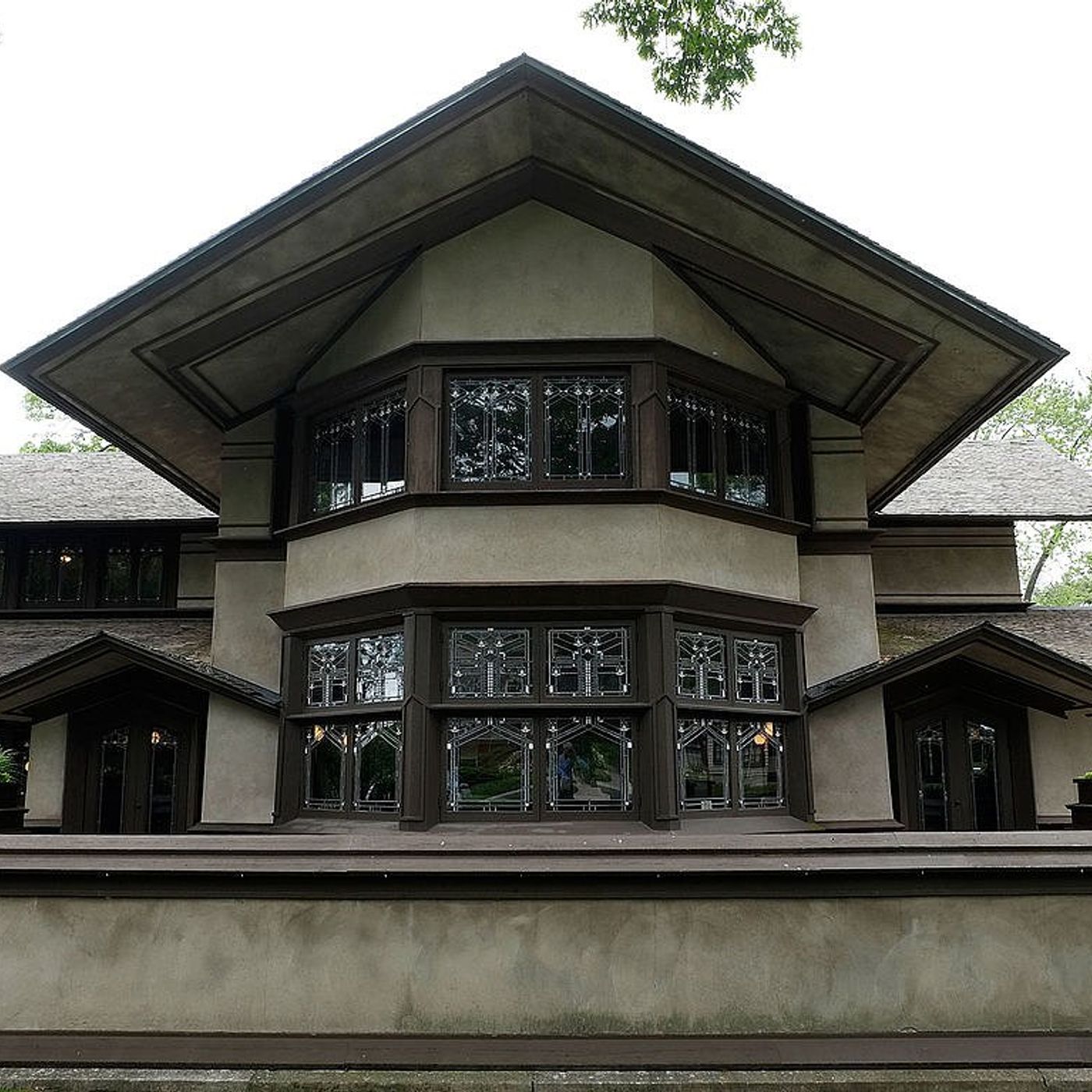 5 Things to Do in Kankakee County: Tour the B. Harley Bradley House, explore Kankakee history and more episode artwork