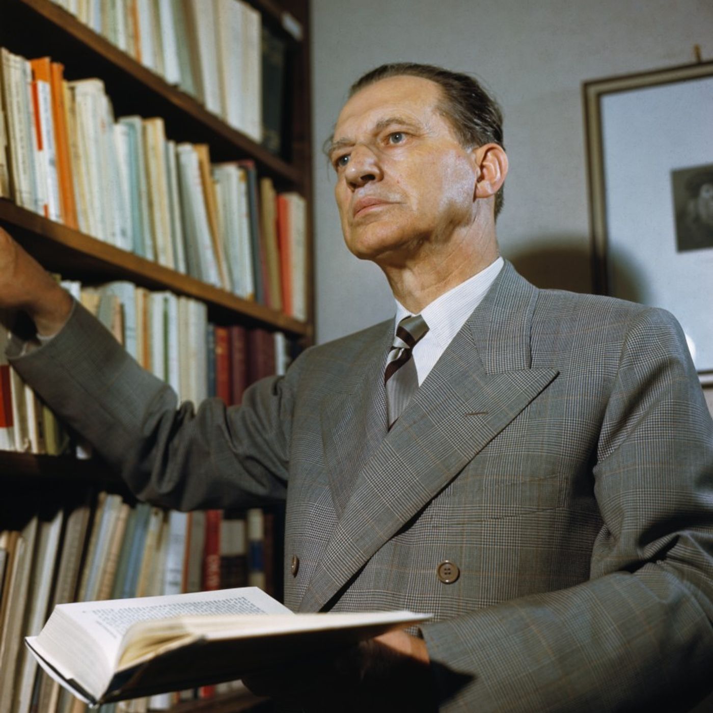 Alcide De Gasperi: biografia e pensiero politico episode artwork
