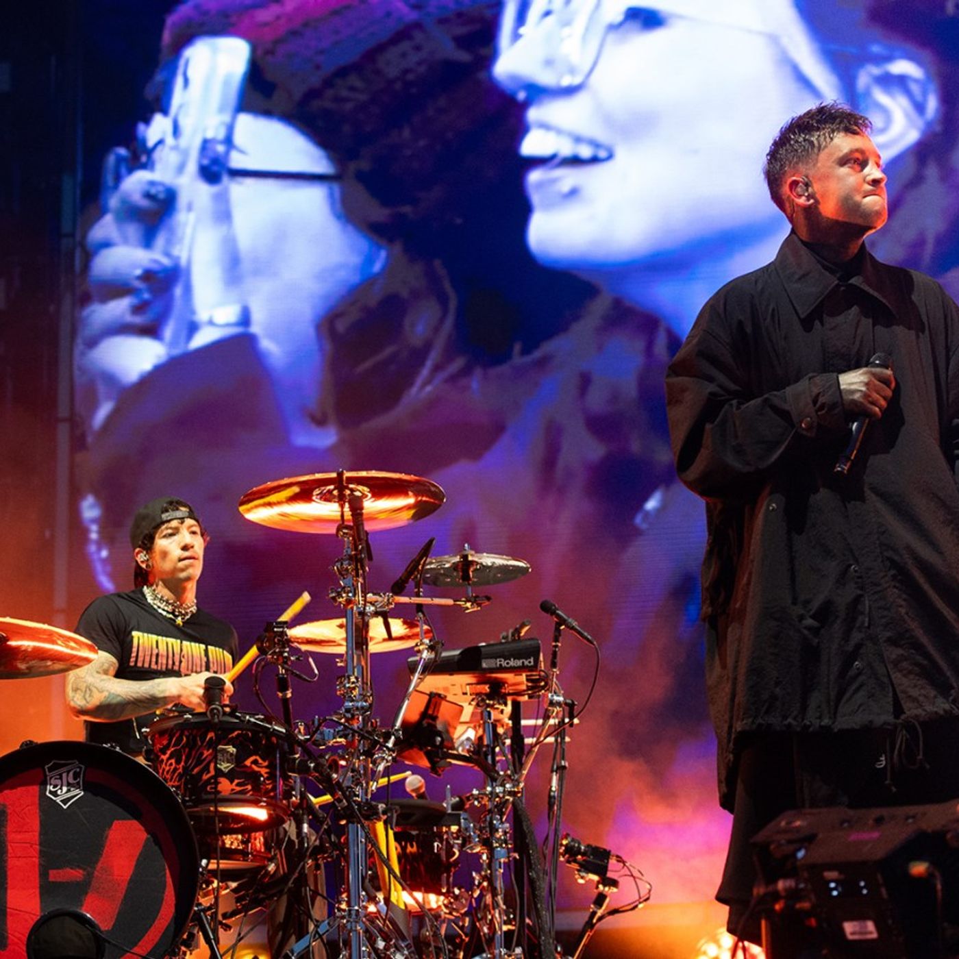 Twenty One Pilots Cover Radiohead and the Beatles at All Points East episode artwork