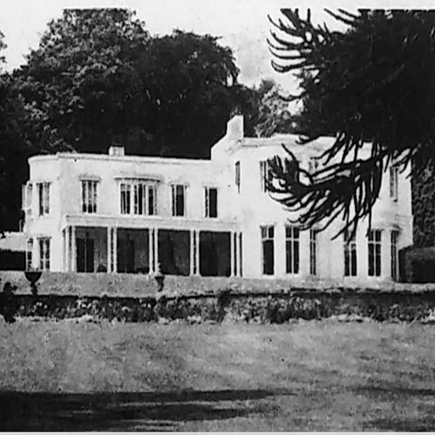 El Club de los Beatles: La casa de John en Tittenhurst Park episode artwork