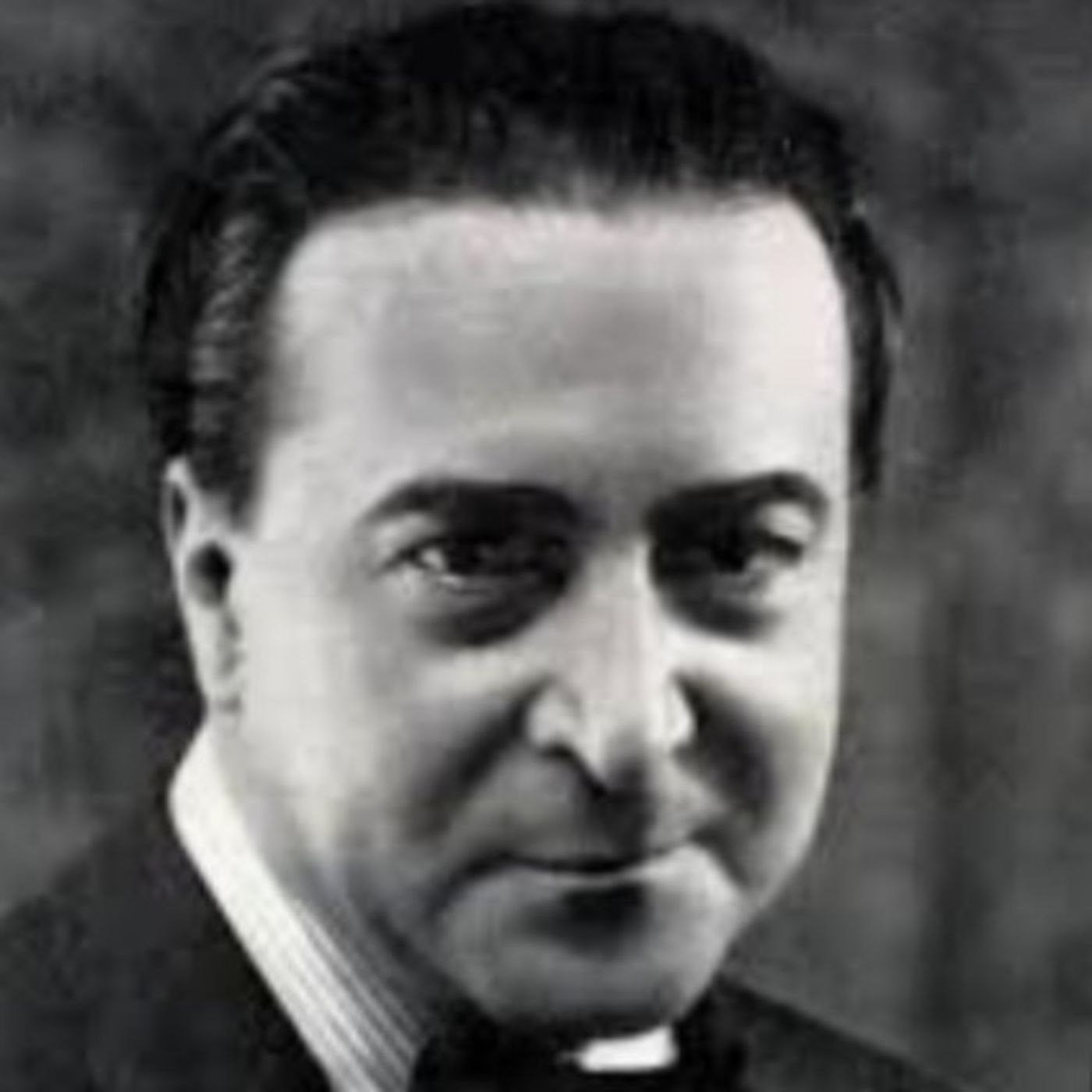 Biografías/Coral Bravo
