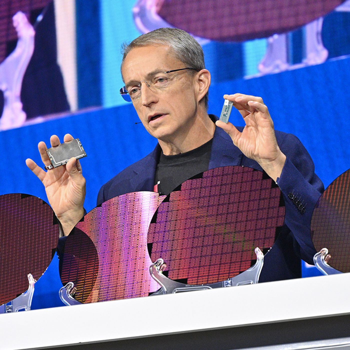 LA NUEVA ERA DE LA COMPUTACIÓN CON PROCESADORES IMPULSADOS POR IA episode artwork