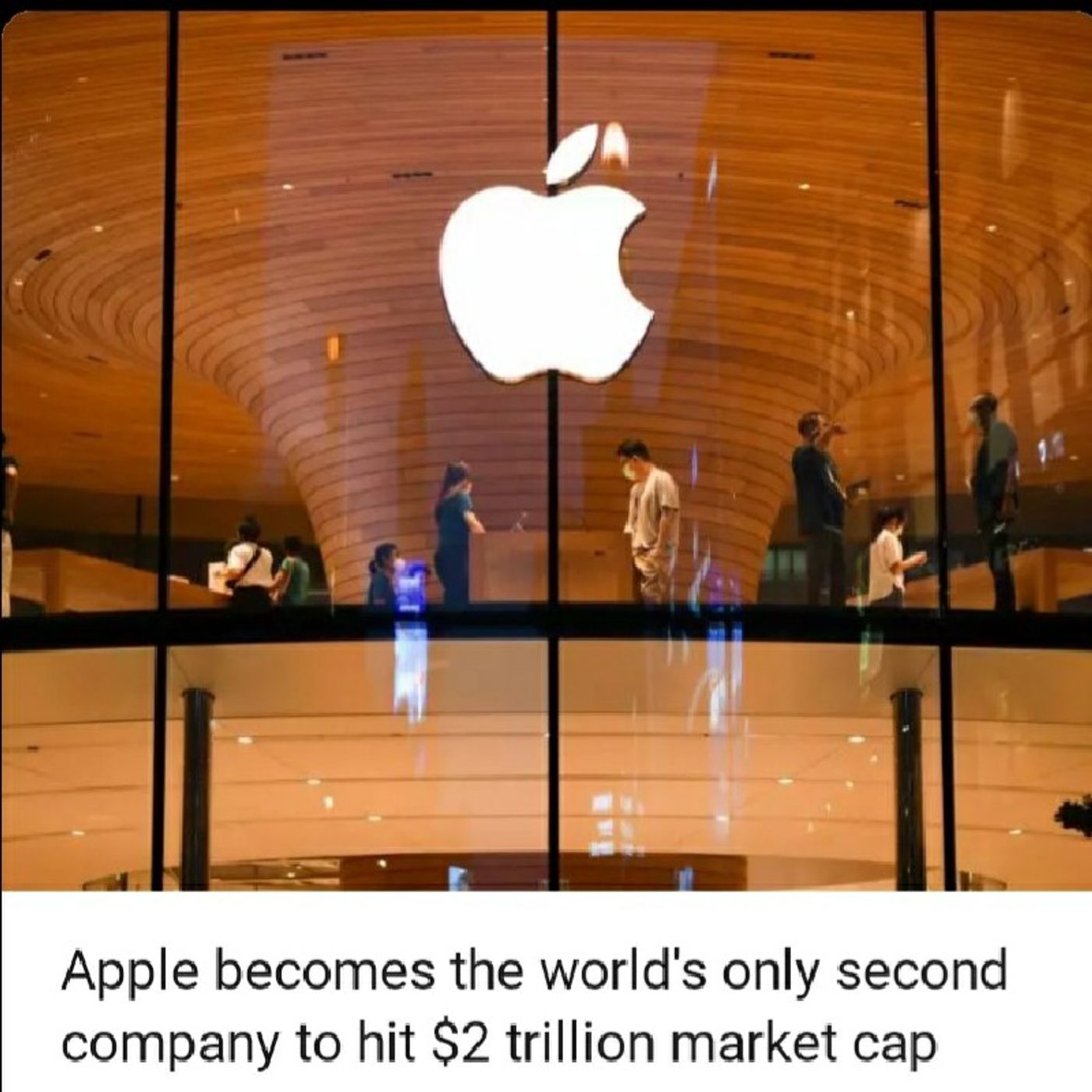 Episode 32 - Apple Caps 2 Trillion thumbnail