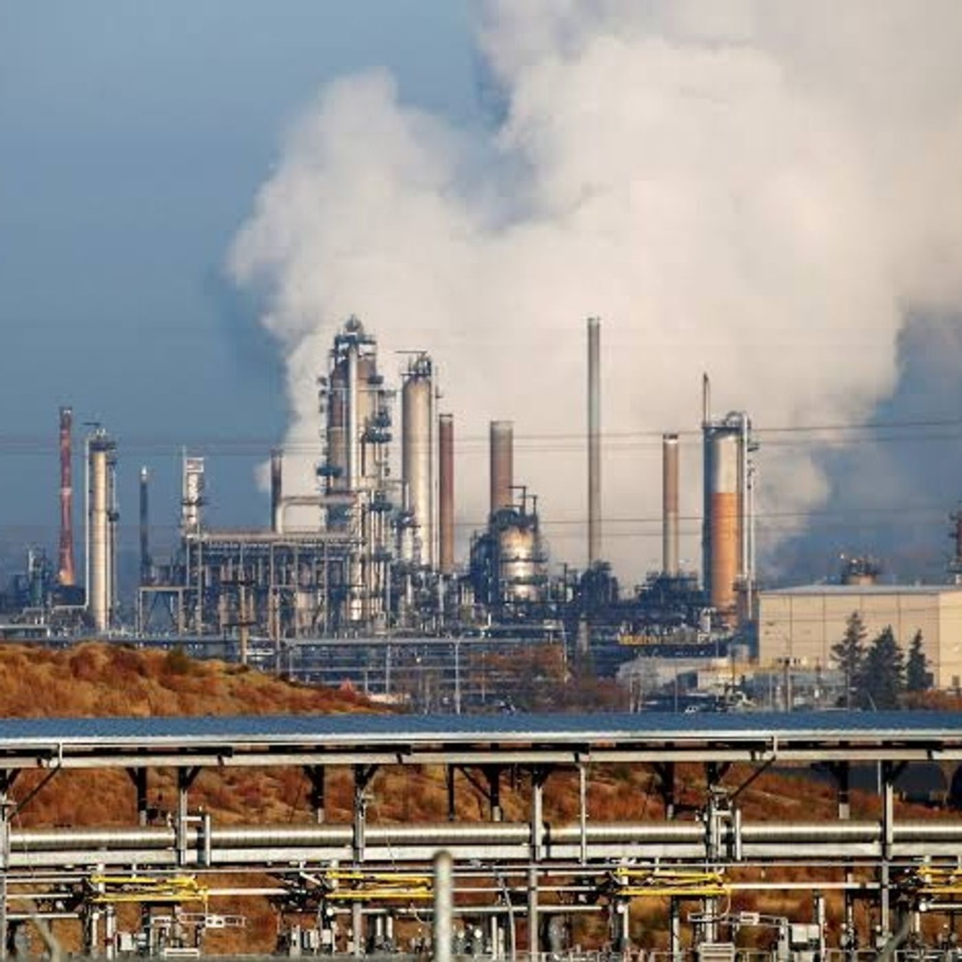 Investment in fossil fuels takes Canada on road to environmental destruction