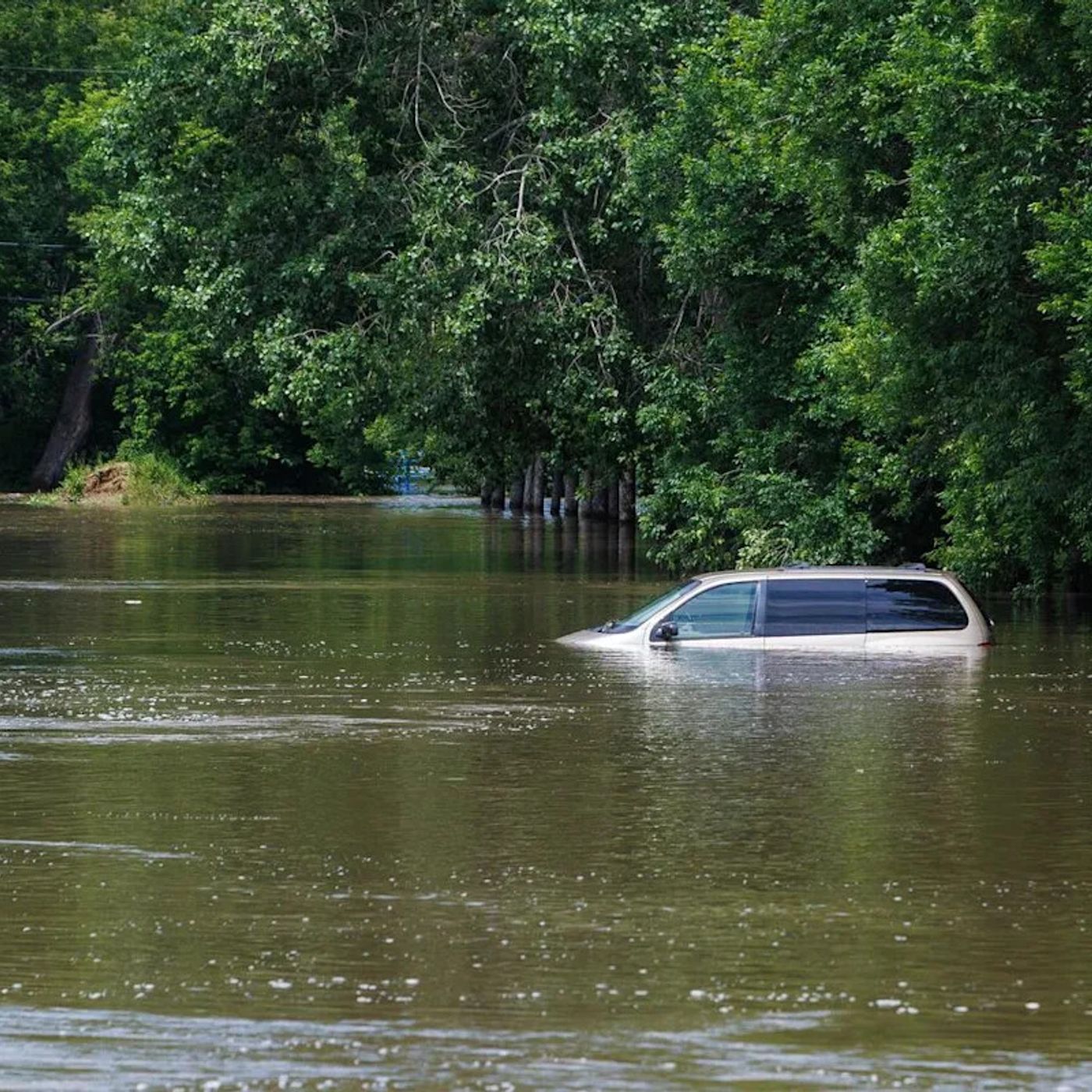 Manitoba asks Ottawa for help as severe flooding puts dozens of communities in state of emergency episode artwork