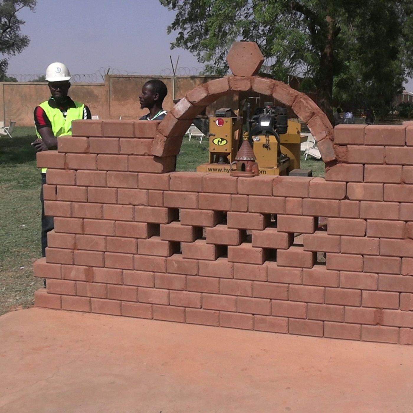 Niamey accueille la 8ᵉ édition du rendez-vous de la construction durable episode artwork