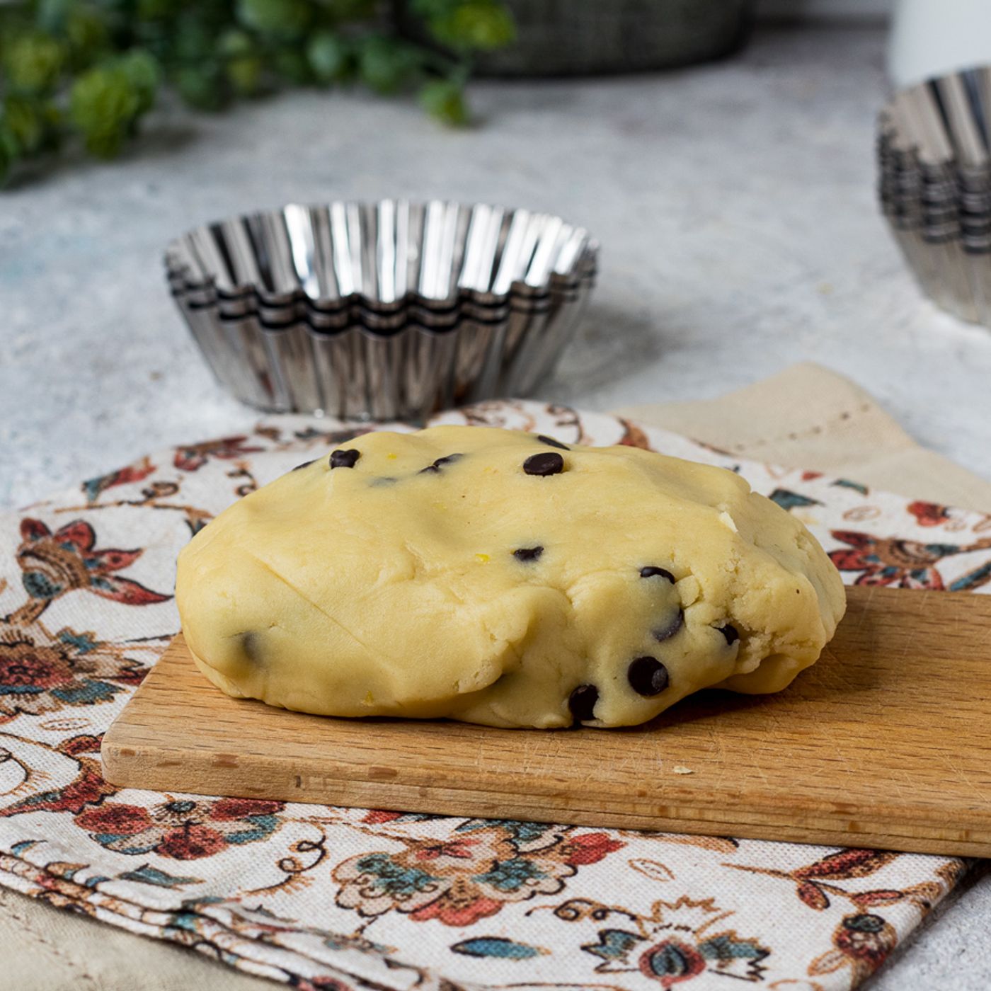 PASTA FROLLA CON GOCCE DI CIOCCOLATO