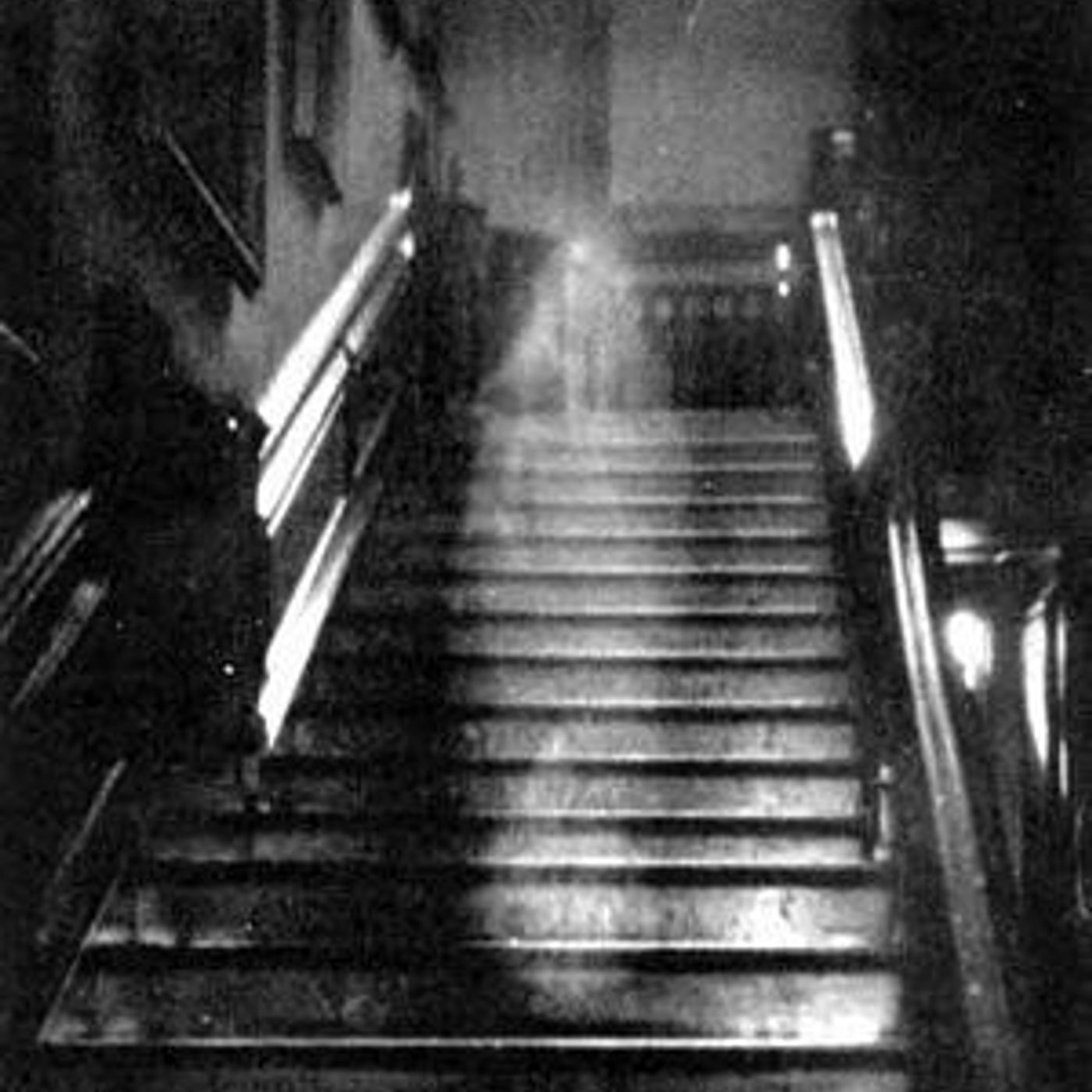 163: The Brown Lady of Raynham Hall