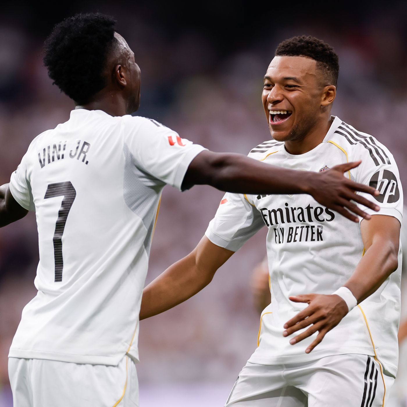 Los goles del Real Madrid 2 - 0 Espanyol | Miiltao y Mbappé mantienen líder al Madrid