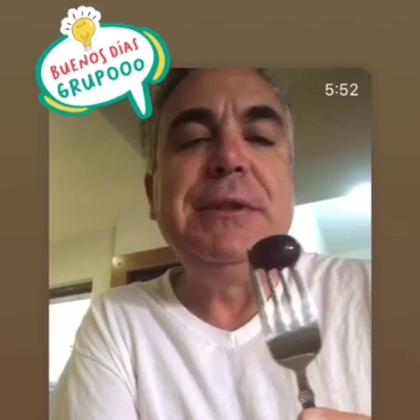 Lavándose... las noticias.