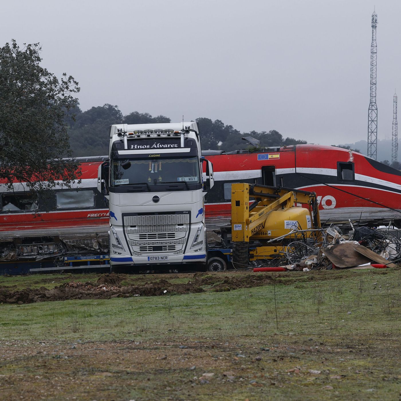Firma Carlos Cuesta. Minuto a minuto del descontrol entre Adif y Renfe