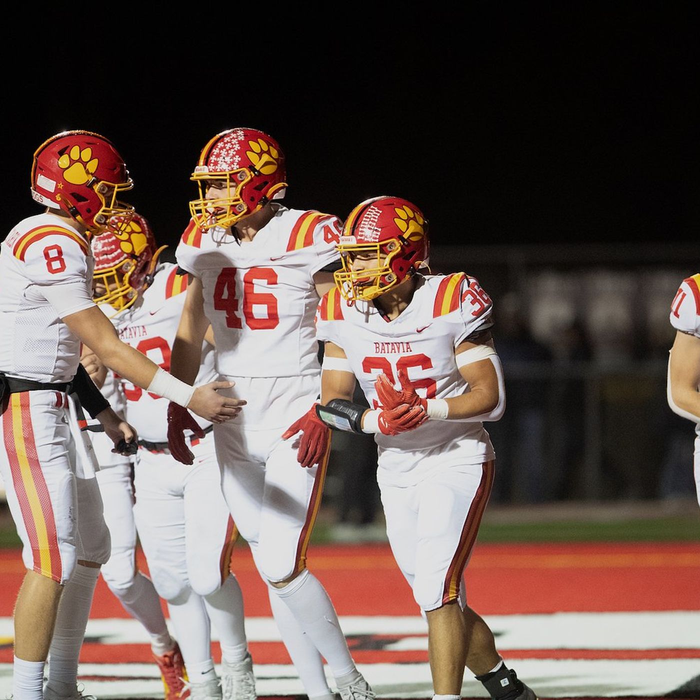Batavia sets tone early, advances to fourth straight Class 7A quarterfinal with win over Glenbard East
