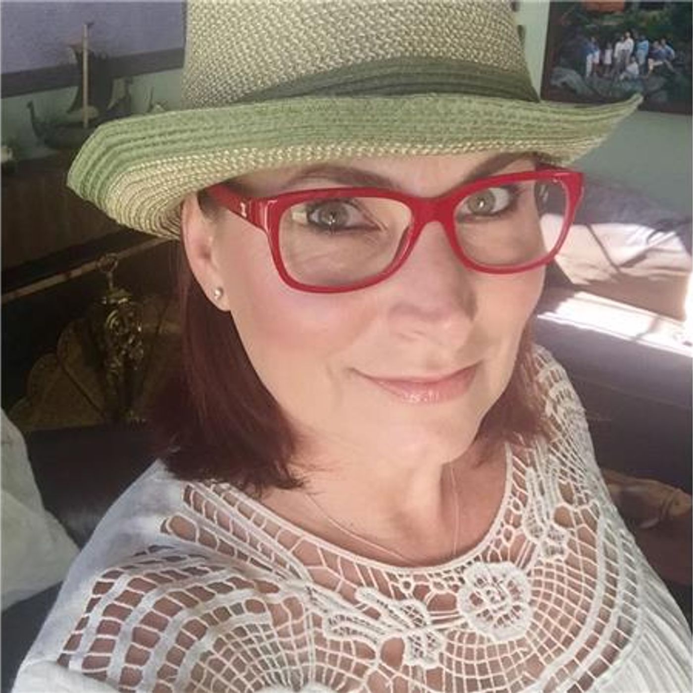Beauty Talk with Makeup Artist Melissa Street episode artwork