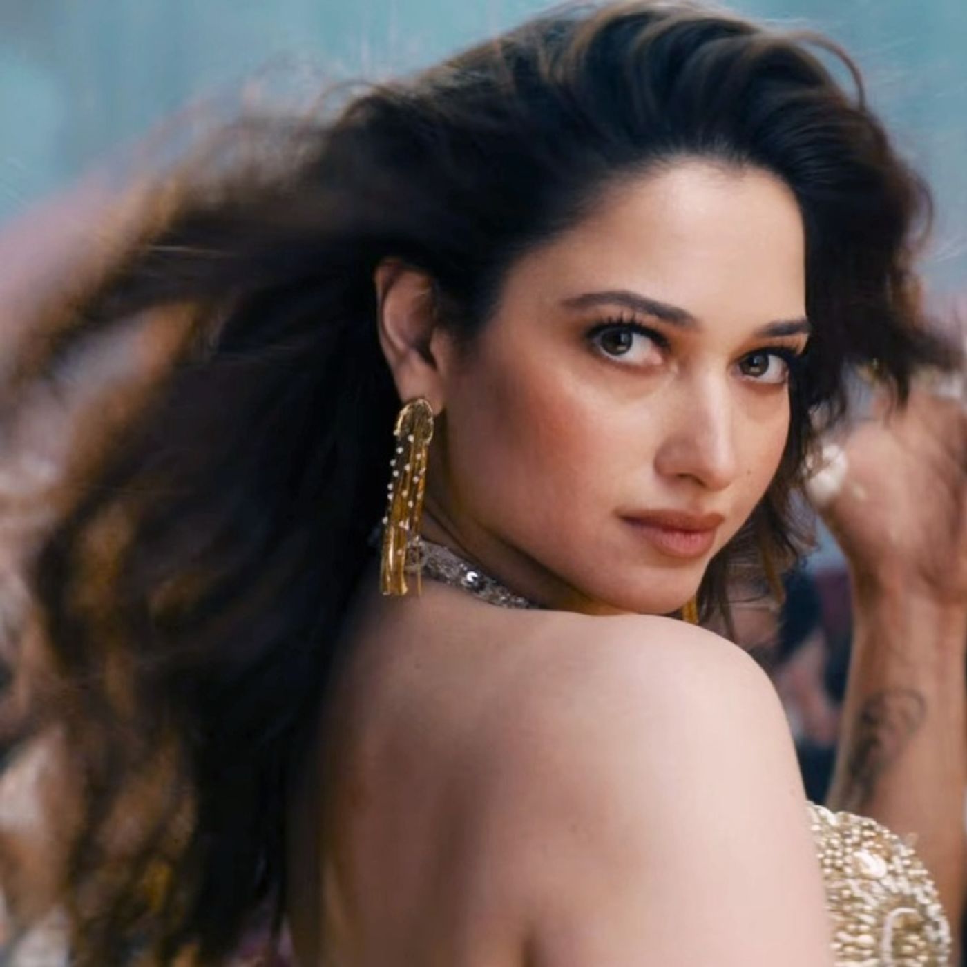 Hindi Song Review