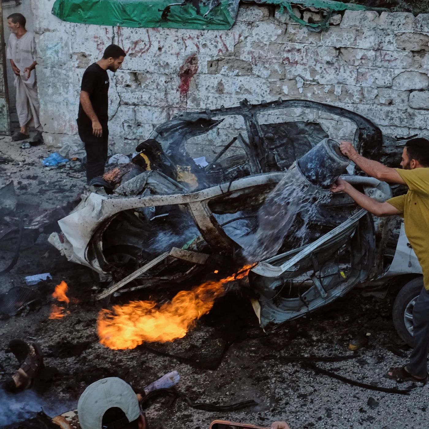 Hamas says it agrees to disarm in Gaza as at least eight killed in overnight strikes episode artwork