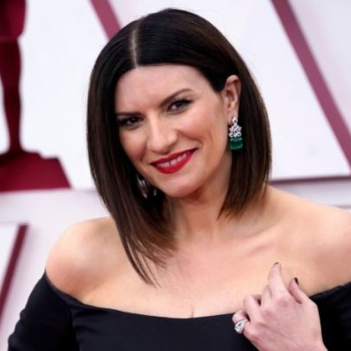 Laura Pausini est de retour avec le single Un buon inizio