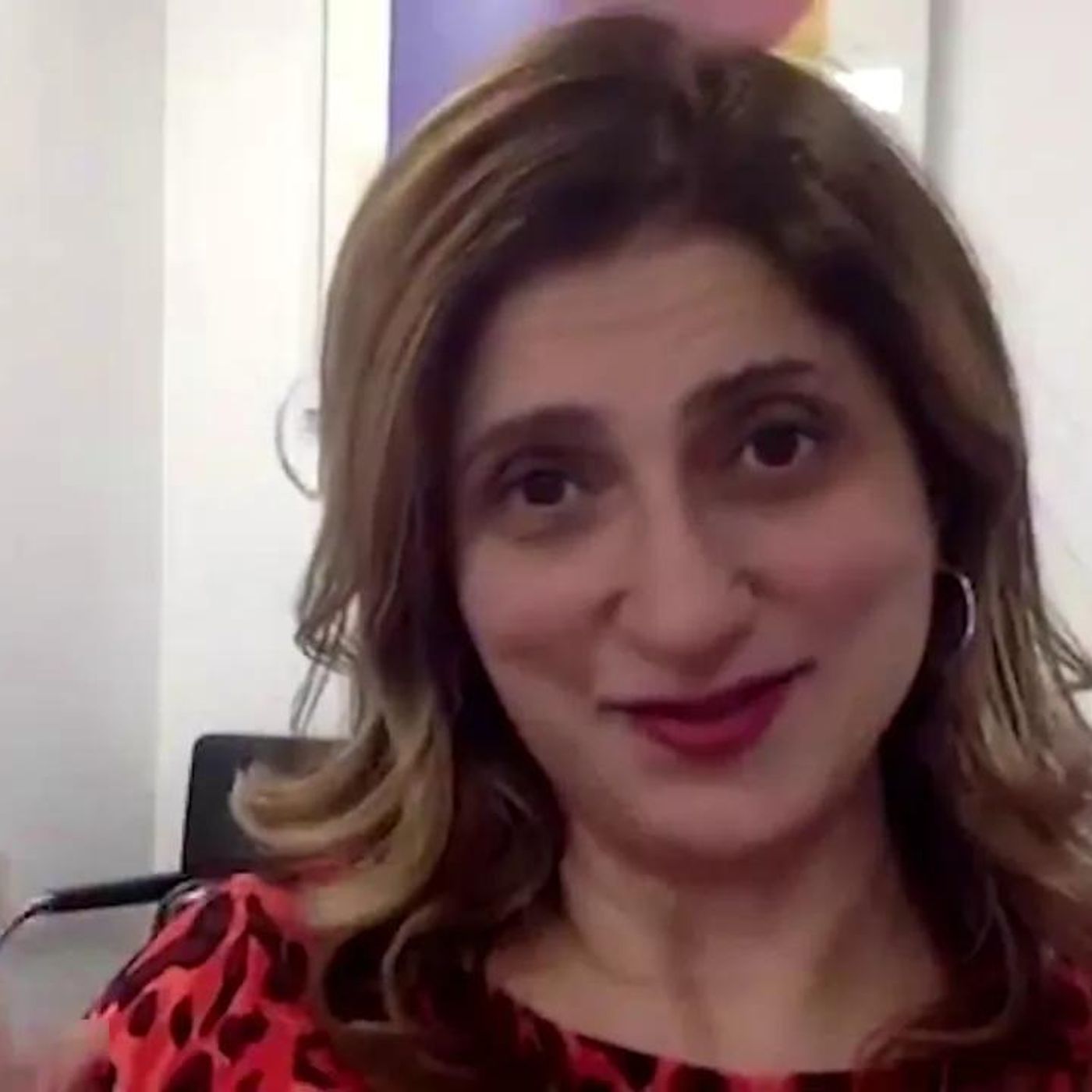 @NadiaBazzaz @arablondon4المحامية نادية البزاز تتحدث من خلال فقرة اسأل المحامي حول فيزا مندوب الشركه