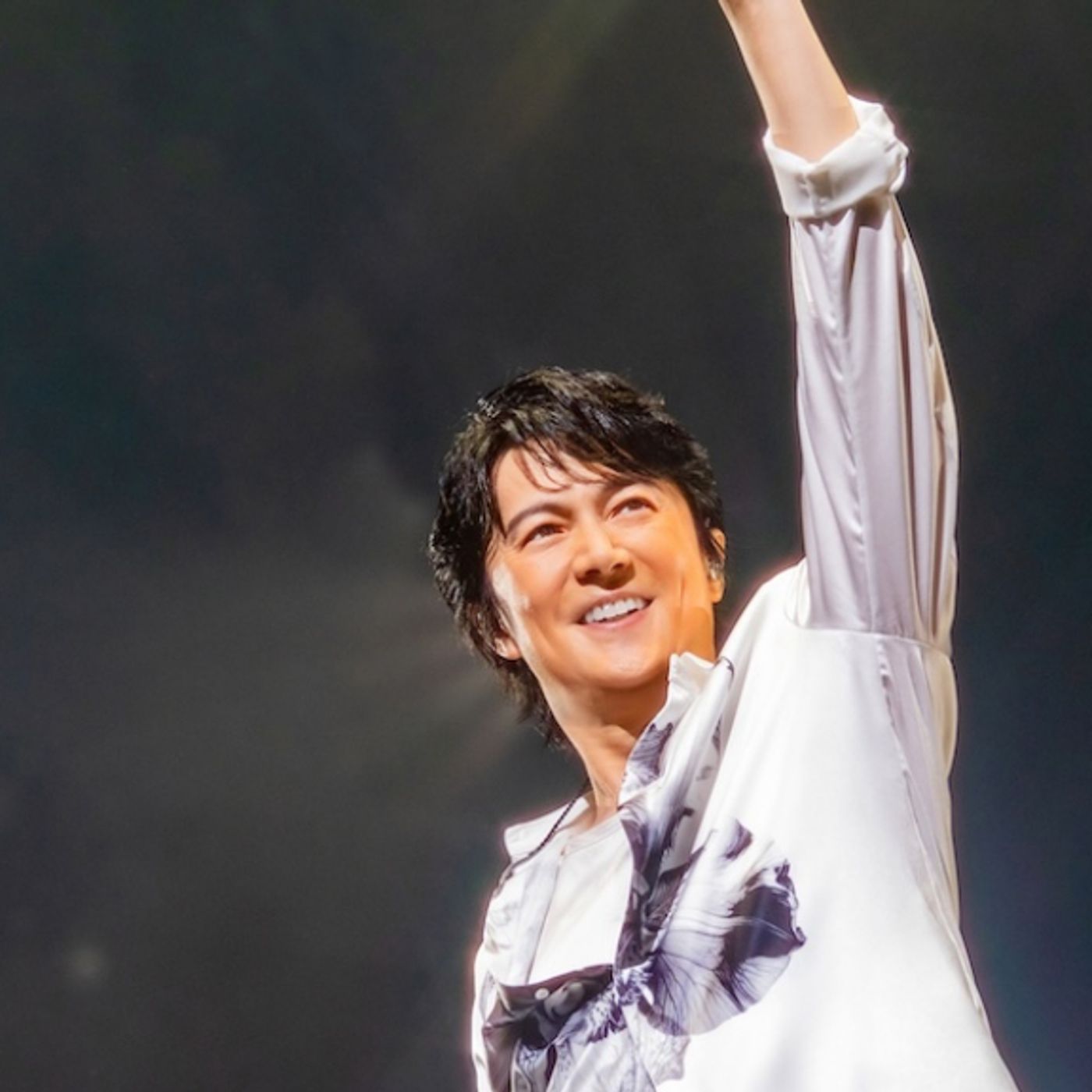 【ライブレポート】福山雅治、27年ぶりの香川公演にてアリーナツアー閉幕。「最新こそ最良のライブ、最高にして最強のファイナルをお届けします！」 episode artwork